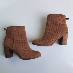 Tom's Size 5 Suede Lunata Booties